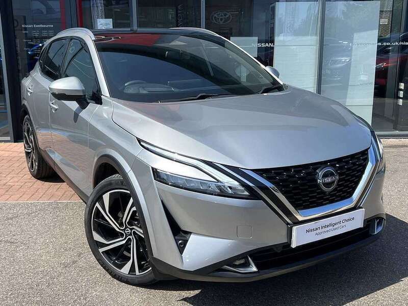Silver Used 2022 Nissan Qashqai Tekna+ SUV | £22,449 (Expensive) - Image 1/3