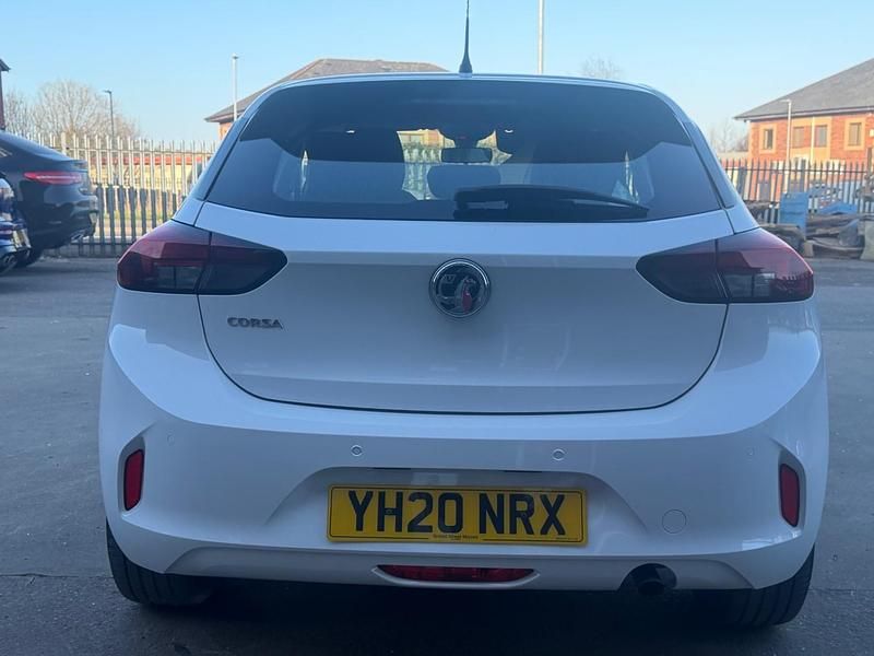 Second-hand Vauxhall Corsa 2020 Alb Hatchback