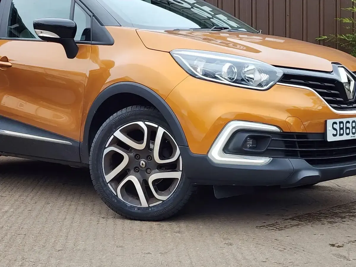 Gebraucht Renault Captur GT-Line 90 PS (66 kW) 2018 Orange SUV