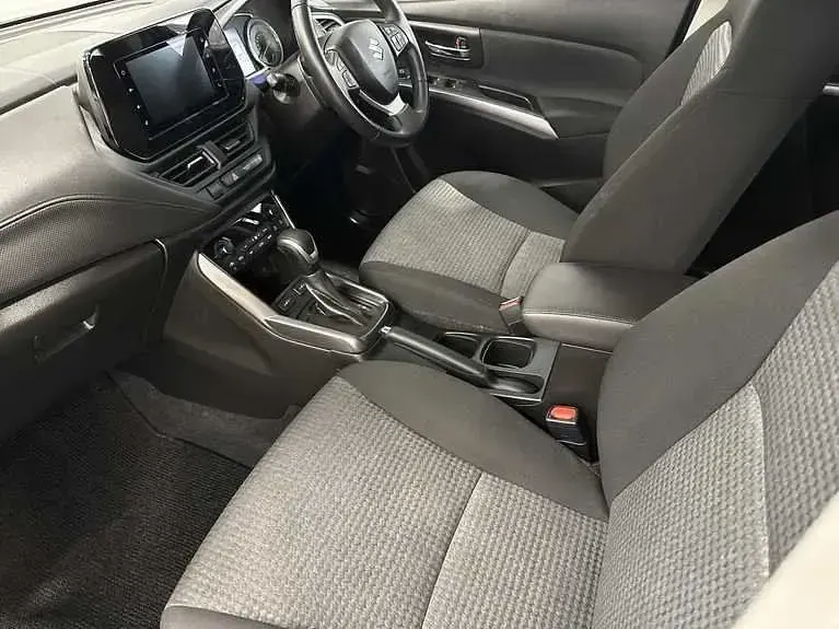 Used Suzuki SX4 S-Cross 115 HP (84 kW) 2024 Titan grey metallic SUV