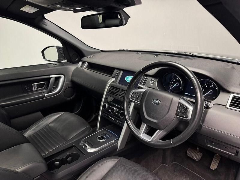 Used Land Rover Discovery Sport HSE Luxury 180 HP (132 kW) 2019 Silver SUV