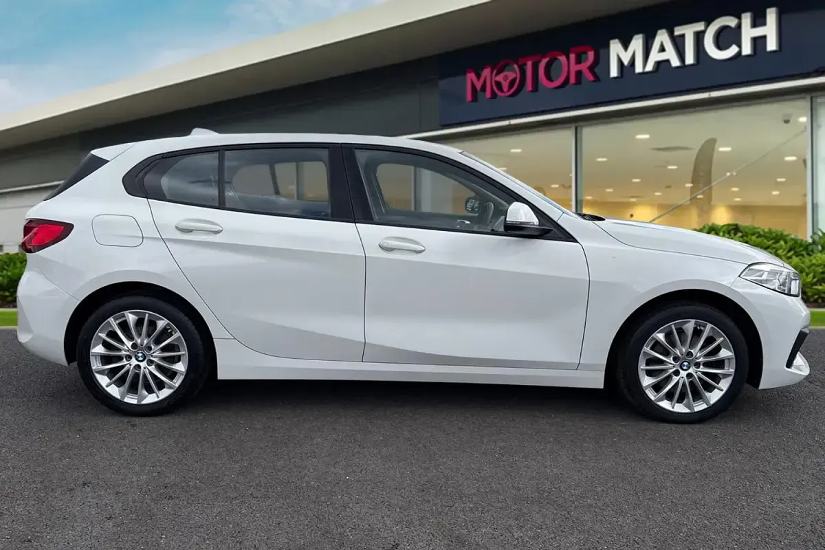 Used BMW 118 2020 White Hatchback
