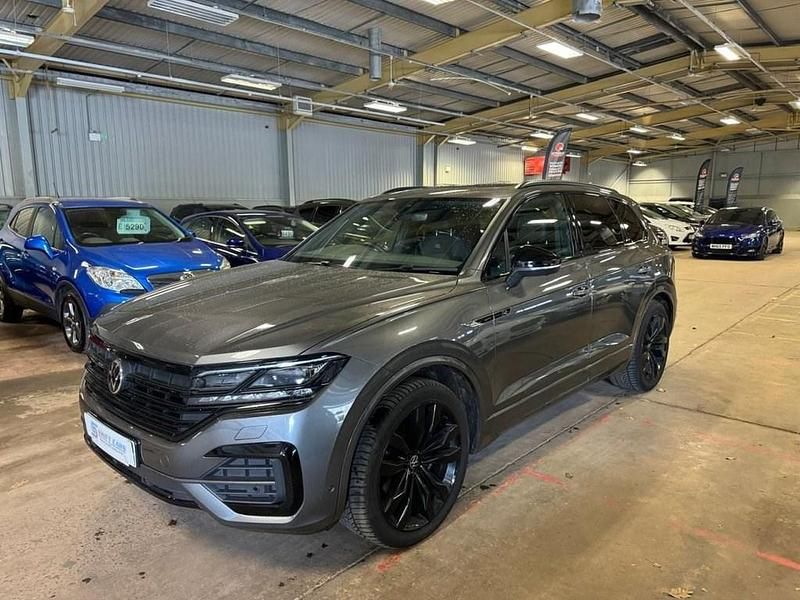 Usado VW Touareg Black Edition 286 HP (210 kW) 2023 Cinzento SUV