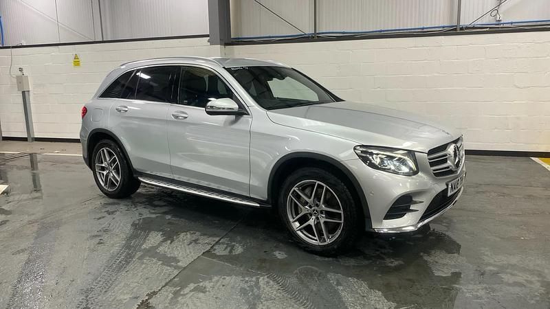 Silver Used 2018 Mercedes GLC220 AMG line SUV | £16,998 (Fair price) - Image 1/4