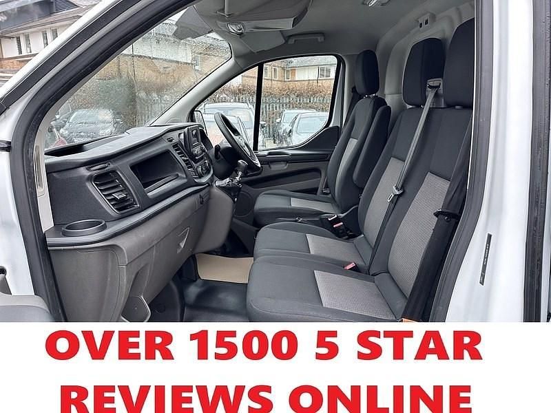 Used Ford Transit Custom 105 HP (77 kW) 2021 White Van