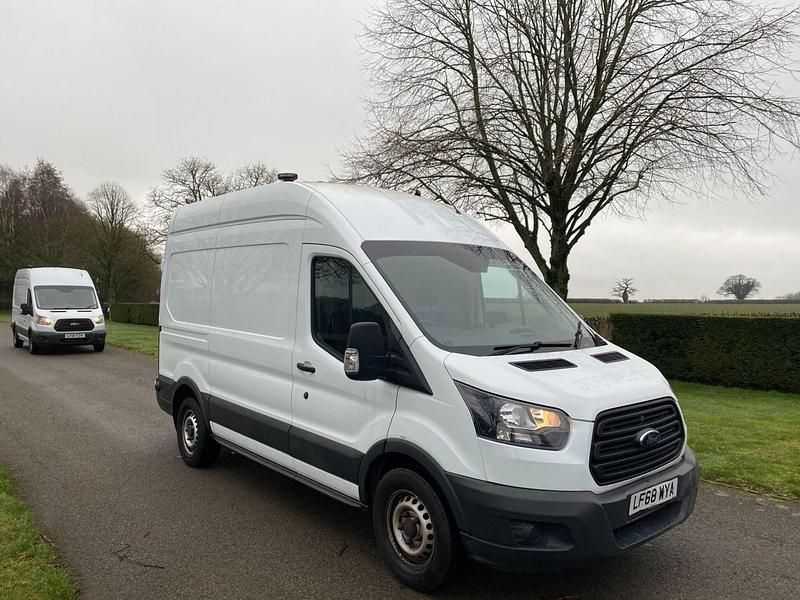 Used Ford Transit 130 HP (95 kW) 2018 White Van