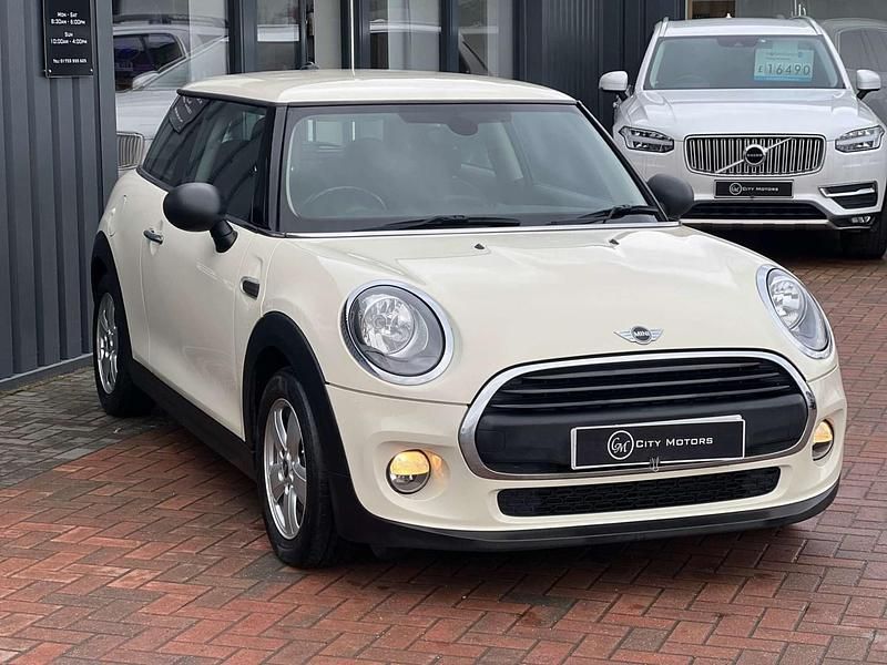 Used Mini One D Hatch 2016 White Hatchback