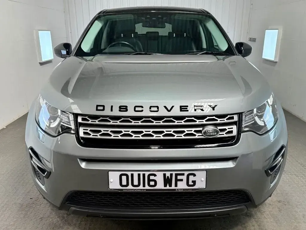 Used Land Rover Discovery 4 HSE Luxury 180 HP (132 kW) 2016 Grey SUV