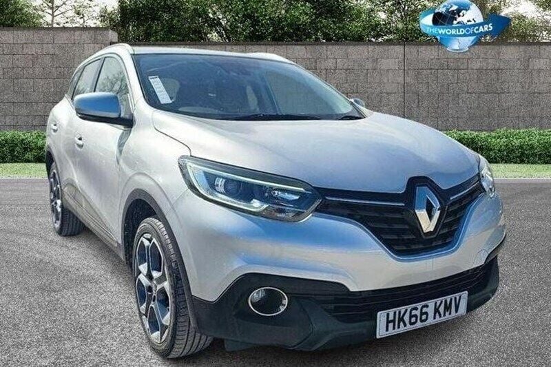 Silver Used 2016 Renault Kadjar Dynamique SUV | £6,563 (Fair price) - Image 1/1