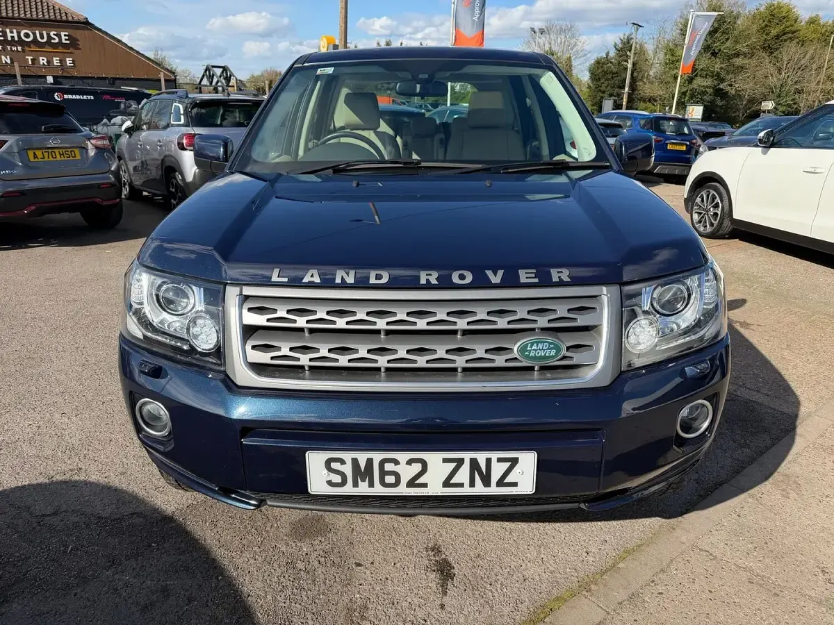 Used Land Rover Freelander 2 190 HP (139 kW) 2013 Blue SUV