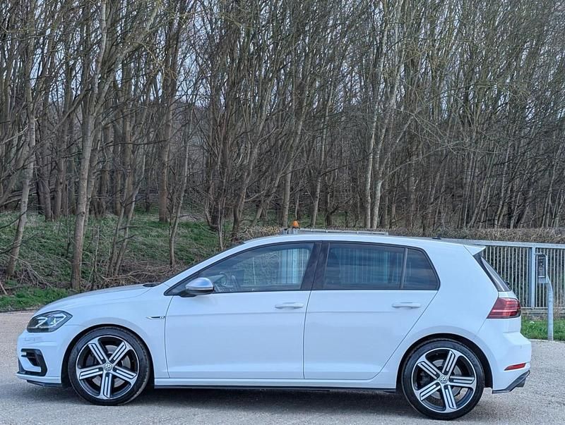 Used VW Golf VII R 310 HP (228 kW) 2018 White Hatchback