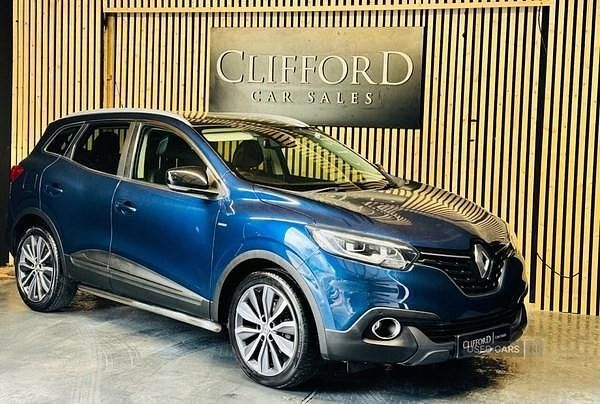 Blue Used 2016 Renault Kadjar Signature SUV | £9,995 (Fair price) - Image 1/4
