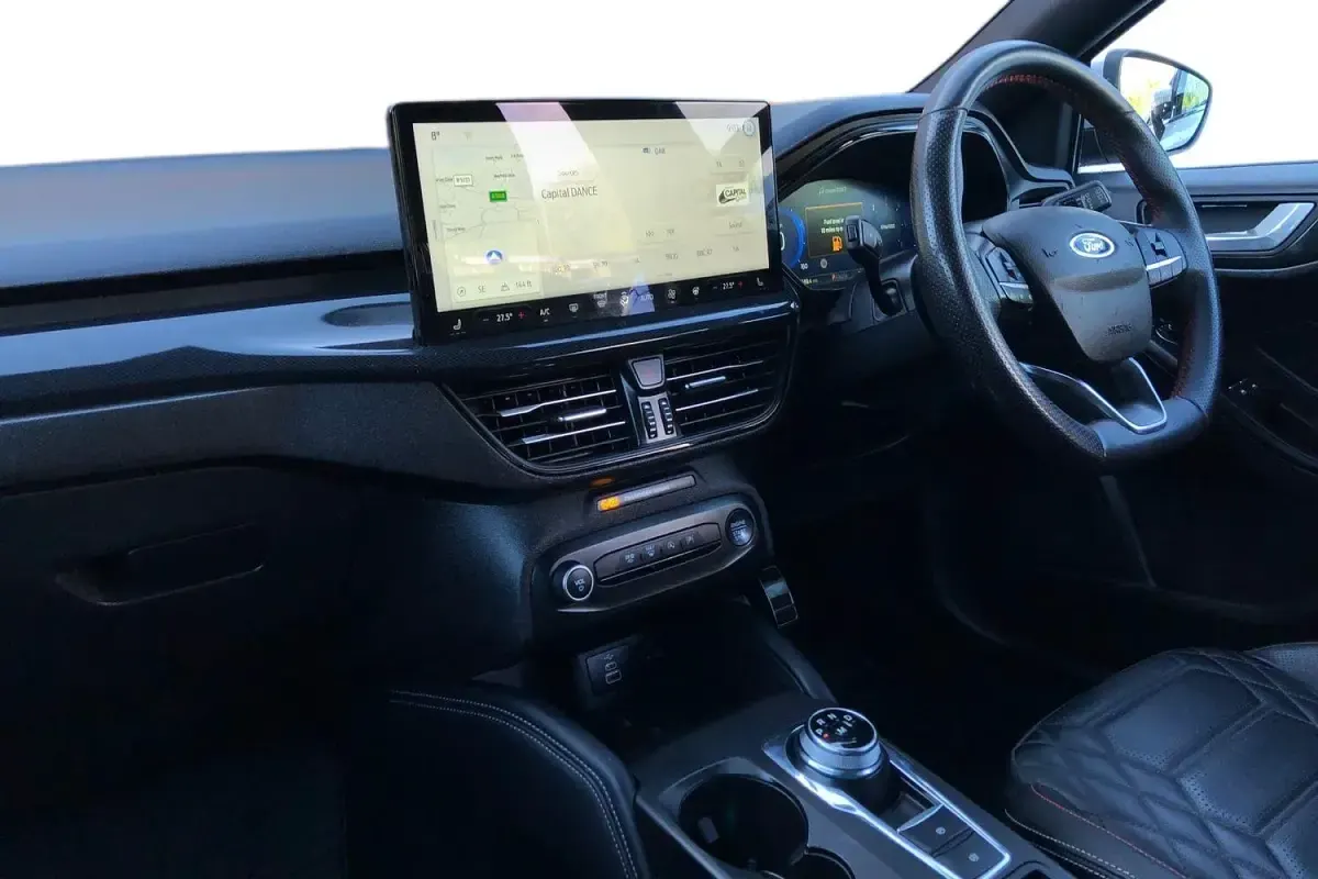 Used Ford Focus ST-Line 120 HP (88 kW) 2022 Silver Estate