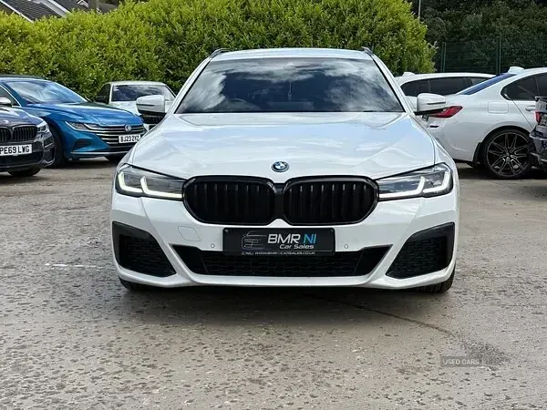 Used BMW 530e M Sport 287 HP (211 kW) 2022 White Estate