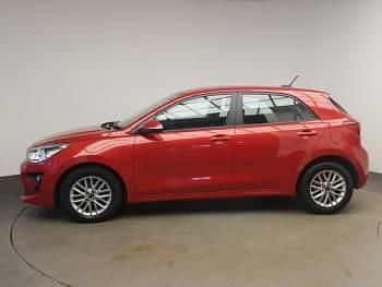 Used Kia Rio 99 HP (72 kW) 2023 Red Hatchback