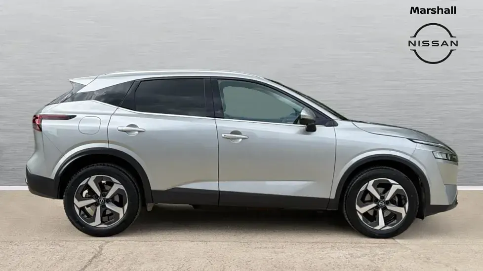Used Nissan Qashqai N-Connecta 158 HP (116 kW) 2024 Silver SUV