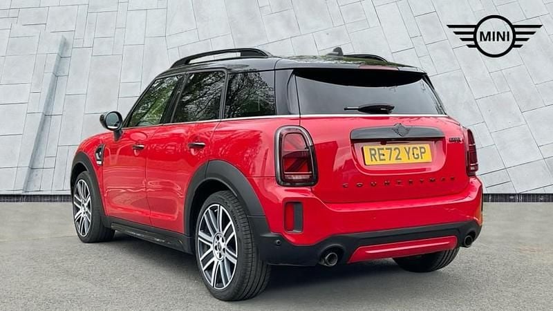 Used Mini Cooper S Countryman Exclusive 192 HP (141 kW) 2022 Chili red SUV