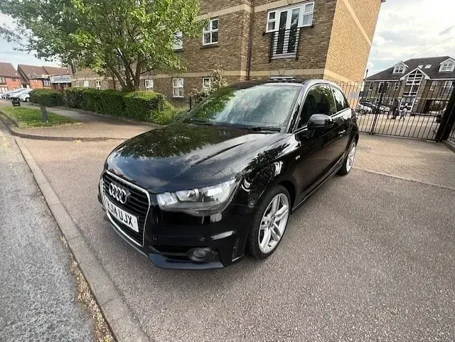 Begagnad Audi A1 S-Line 140 HK (102 kW) 2014 Svart Halvkombi