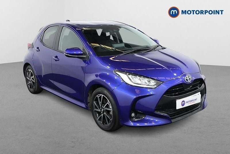 Used Toyota Yaris Hybrid Design 2023 Blue Hatchback