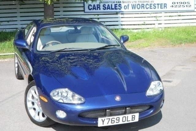 Used Jaguar XKR 370 HP (272 kW) 2001 Coupe
