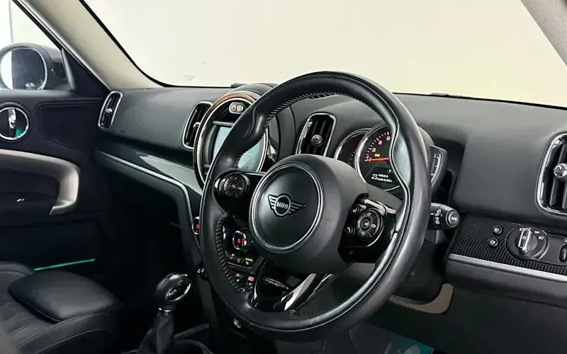 Used Mini Cooper S Exclusive 224 HP (164 kW) 2020 Hatchback