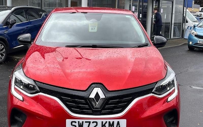 Red Used 2022 Renault Captur Evolution SUV | £17,034 (Fair price) - Image 1/3