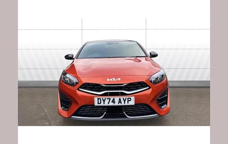 Used Kia ProCeed GT-Line S 138 HP (101 kW) 2024 Orange Estate