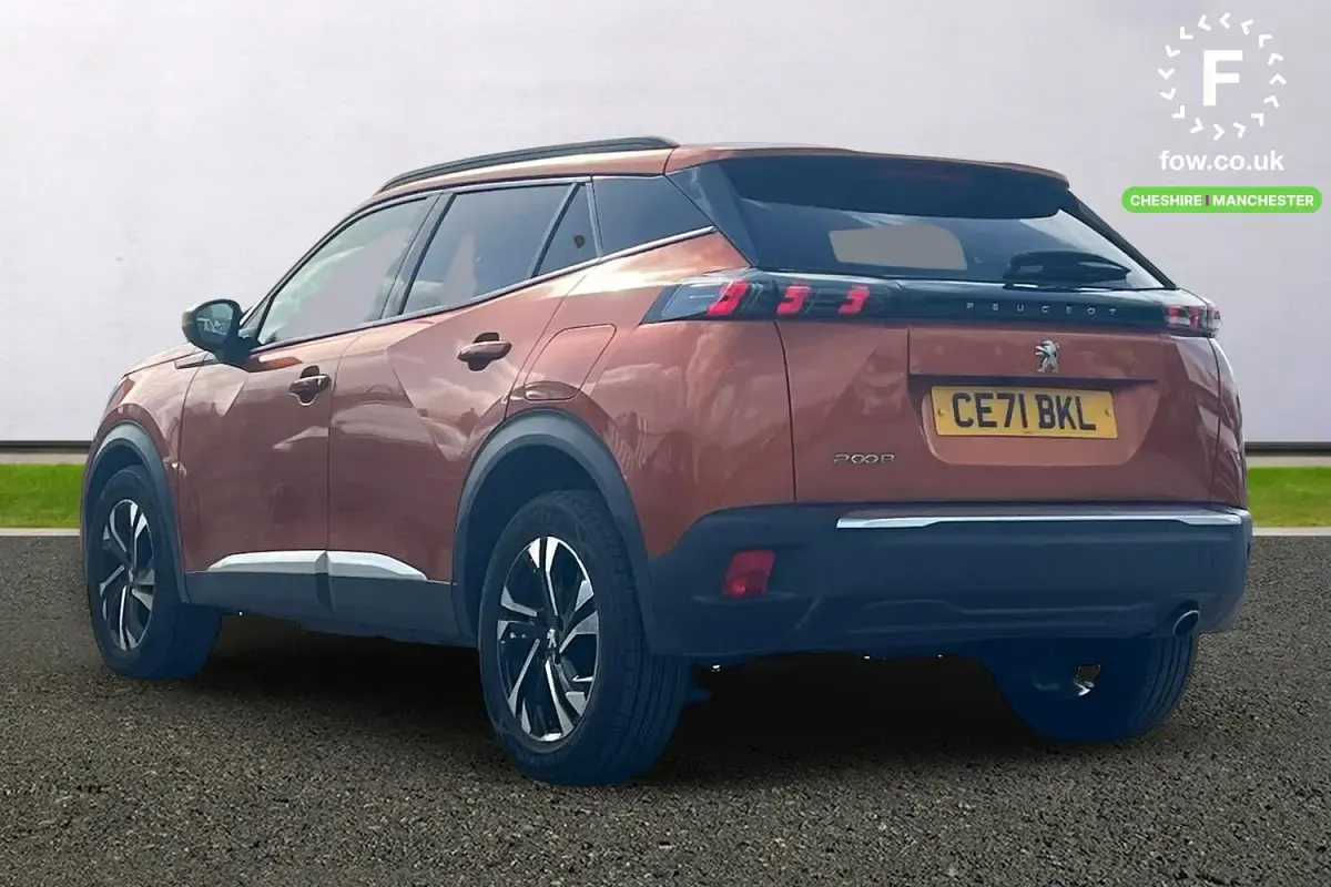 Used Peugeot 2008 Allure Premium 110 HP (80 kW) 2021 Orange SUV