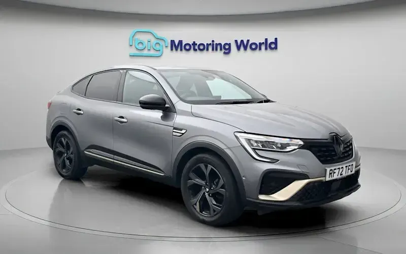 Used Renault Arkana Engineered 145 HP (106 kW) 2023 Grey SUV