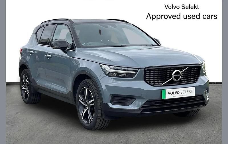 Used Volvo XC40 R-Design 161 HP (118 kW) 2022 Grey SUV