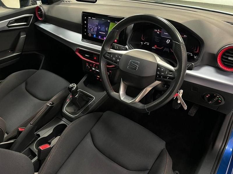 Used Seat Ibiza FR 95 HP (69 kW) 2023 Blue Hatchback