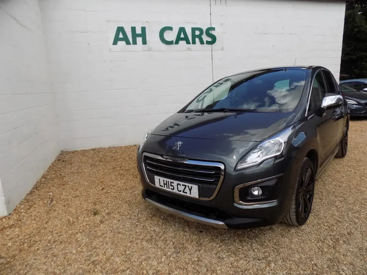 Used Peugeot 3008 Allure 156 HP (114 kW) 2015 Grey Estate