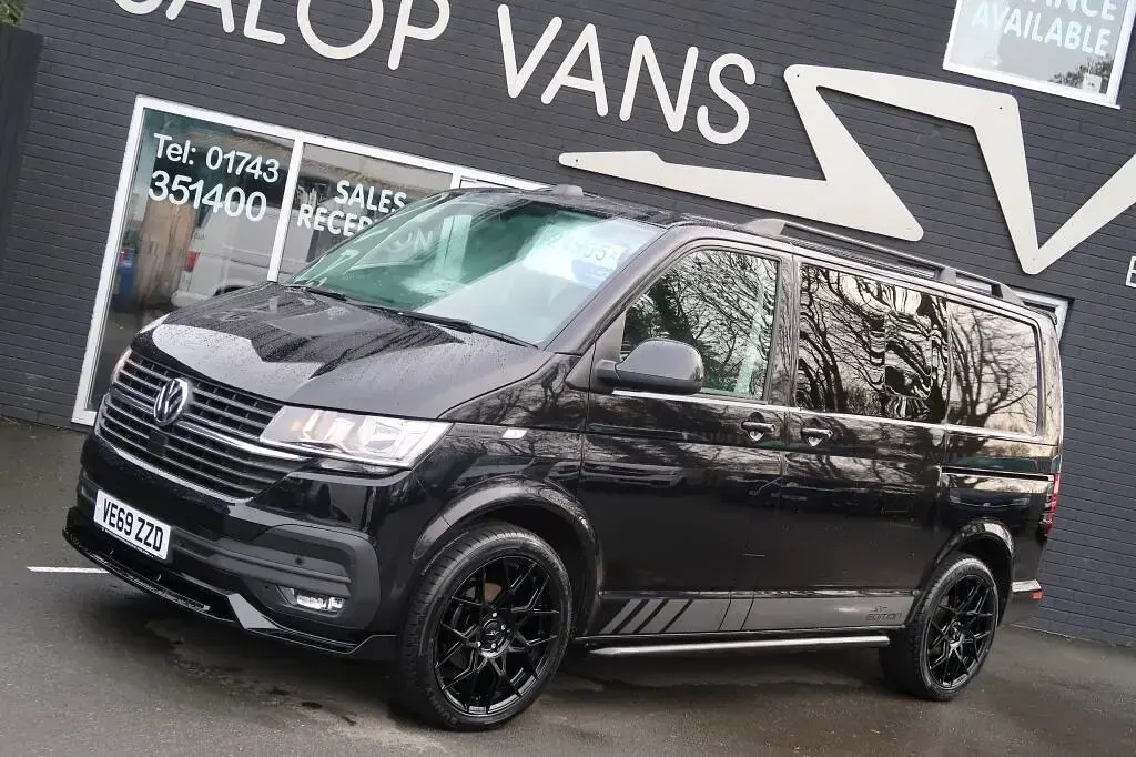 Used VW T6.1 Highline 150 HP (110 kW) 2020 Black Van