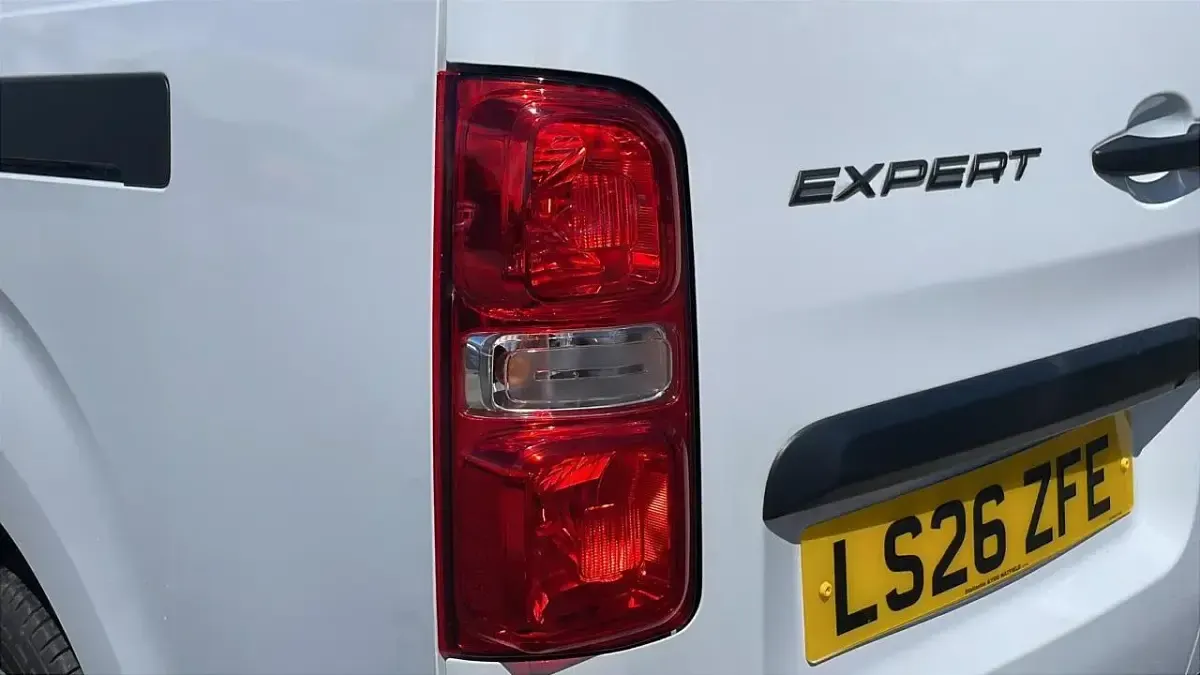 New Peugeot Expert 148 HP (108 kW) 2026 Ice white Van