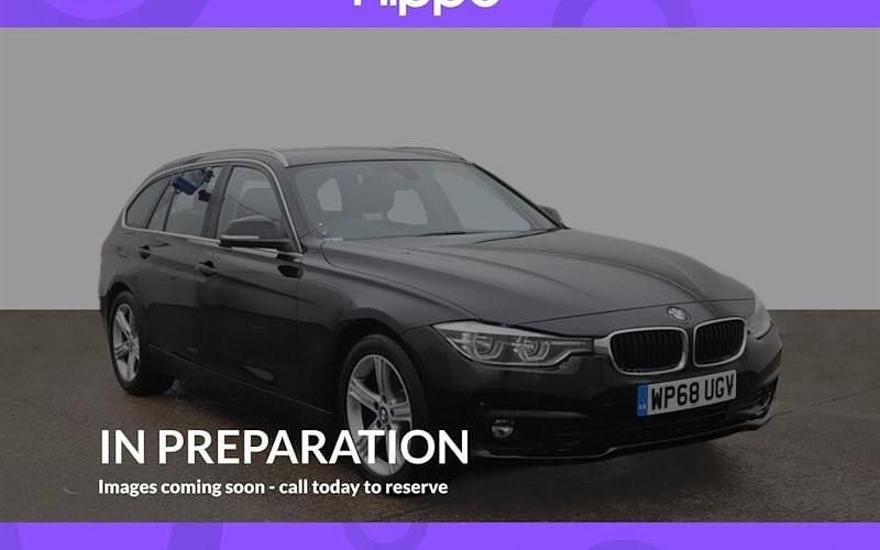 Used 2019 BMW 320 Estate | £13,480 (Super price) - Image 1/4