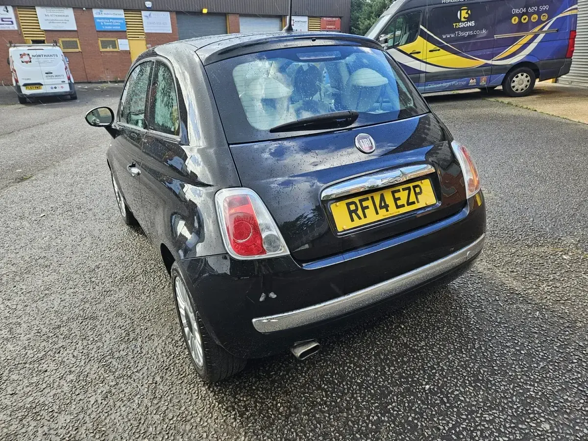 Used Fiat 500 Lounge 85 HP (62 kW) 2014 Black Hatchback