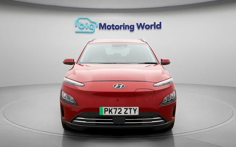 Used Hyundai Kona Premium 150 kW (204 HP) 2022 Red SUV