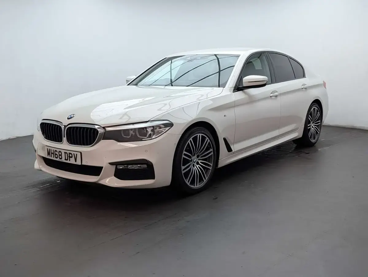Used BMW 520 M Sport 181 HP (133 kW) 2019 White Sedan