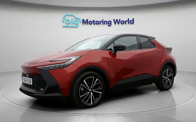 Used Toyota C-HR 223 HP (164 kW) 2026 SUV