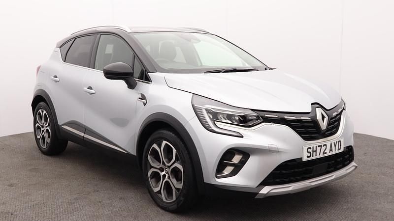 Grey/black Used 2022 Renault Captur Techno SUV | £14,999 (Fair price) - Image 1/4