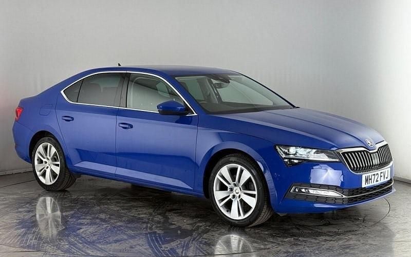 Blue Used 2023 Skoda Superb SE L Hatchback | £22,500 (Fair price) - Image 1/3