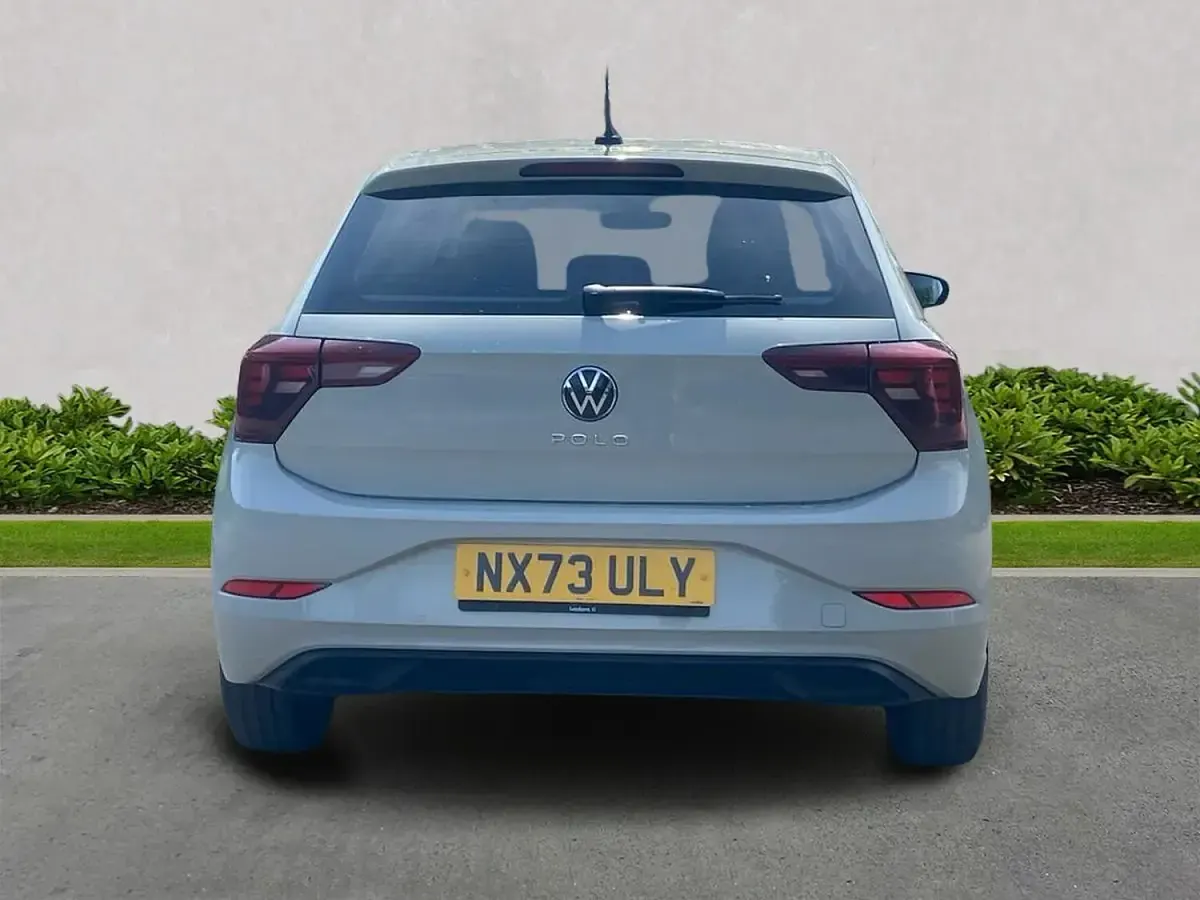 Used VW Polo Life 80 HP (58 kW) 2023 Grey Hatchback