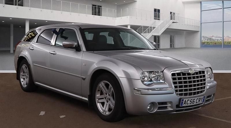 Silver Used 2006 Chrysler 300C Estate | £3,750 (Good price) - Image 1/4