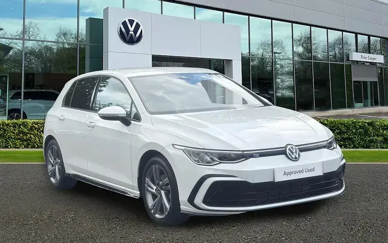 Used VW Golf VIII R-line 150 HP (110 kW) 2023 Hatchback