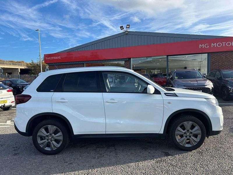 Used Suzuki Vitara SZ-T 129 HP (94 kW) 2021 Superior white Estate