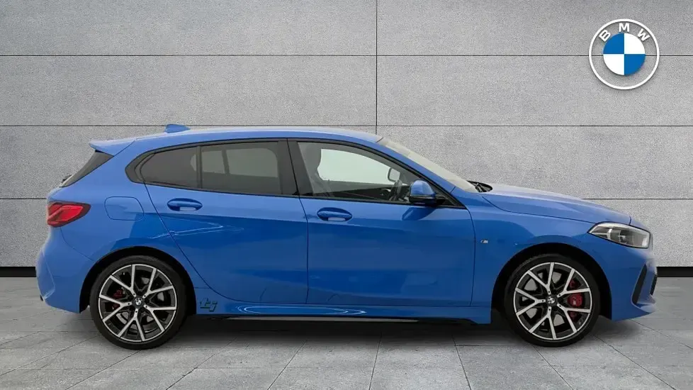 Used BMW 128 Shadowline 261 HP (191 kW) 2023 Blue Hatchback