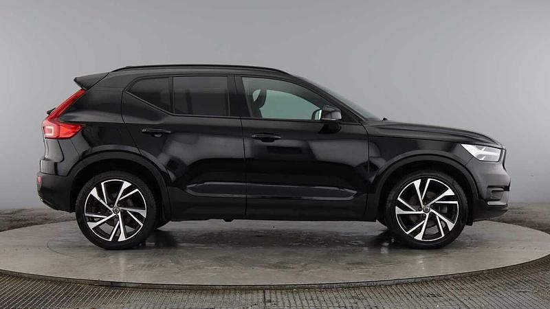 Used Volvo XC40 R-Design Pro 2021 Black SUV