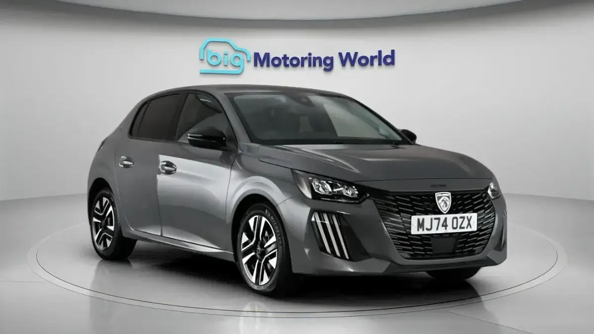 Used Peugeot 208 Allure 100 HP (73 kW) 2024 Grey Hatchback
