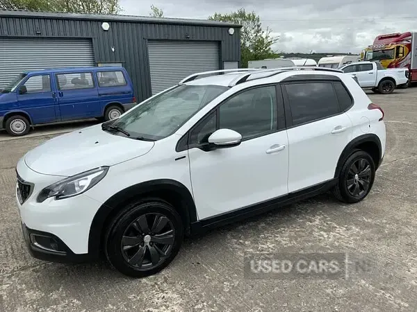 Used Peugeot 2008 Signature Sky 2019 White SUV
