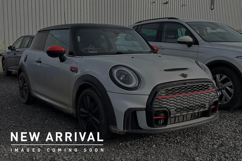 Used Mini Cooper S Hatch 178 HP (130 kW) 2021 Silver Hatchback